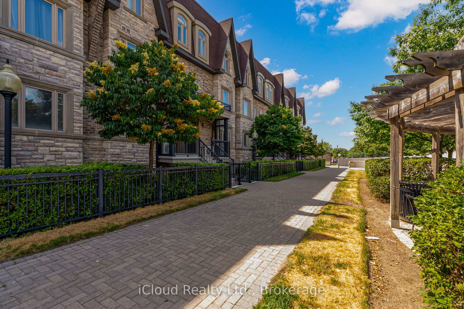 Photo 26 of Unit 108, 320 John Street, Markham, Aileen-Willowbrook — HOMEH