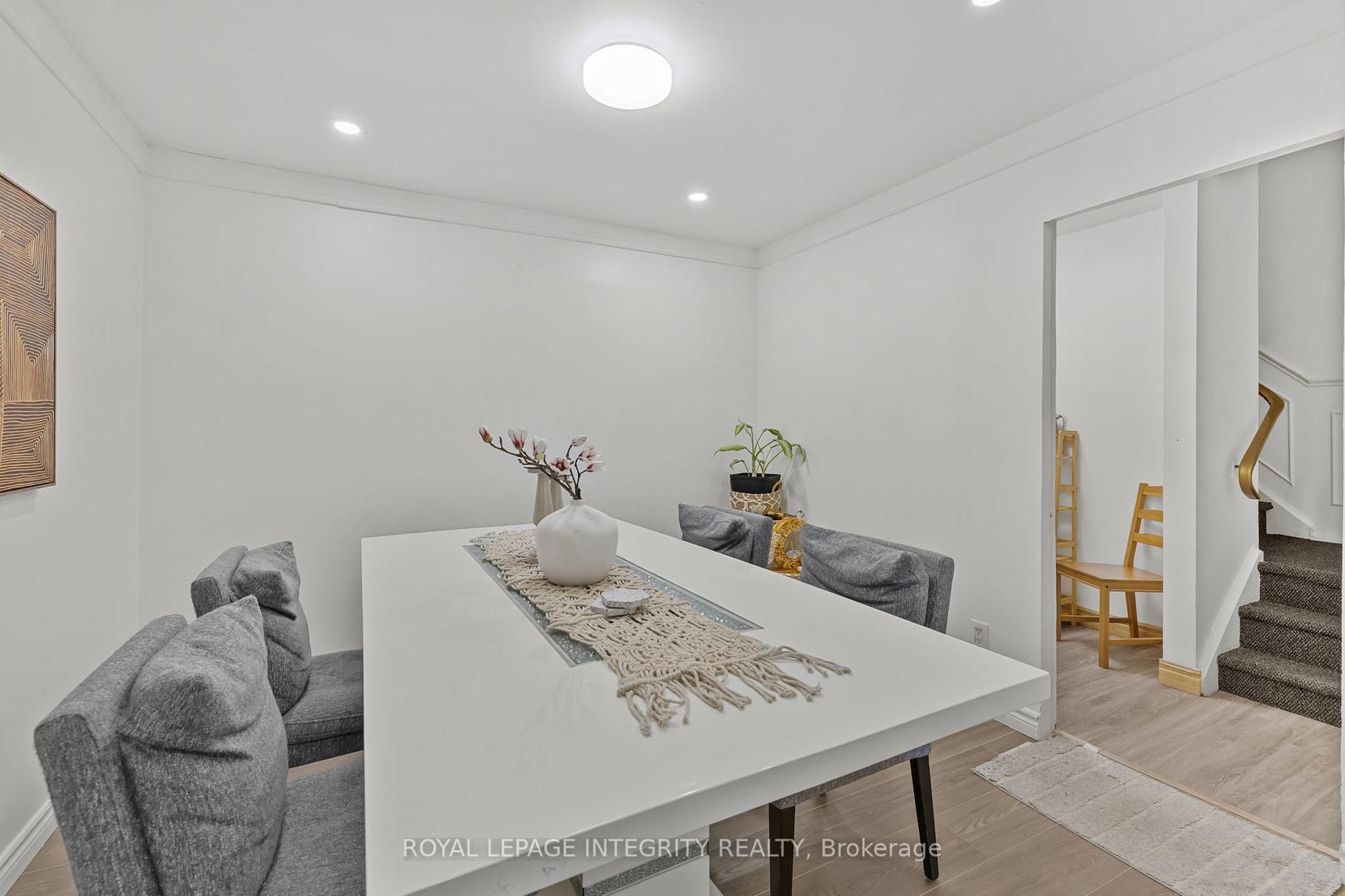 Photo 7 of 3485 Mccarthy Road, Ottawa, Hunt Club/Western Community — HOMEH
