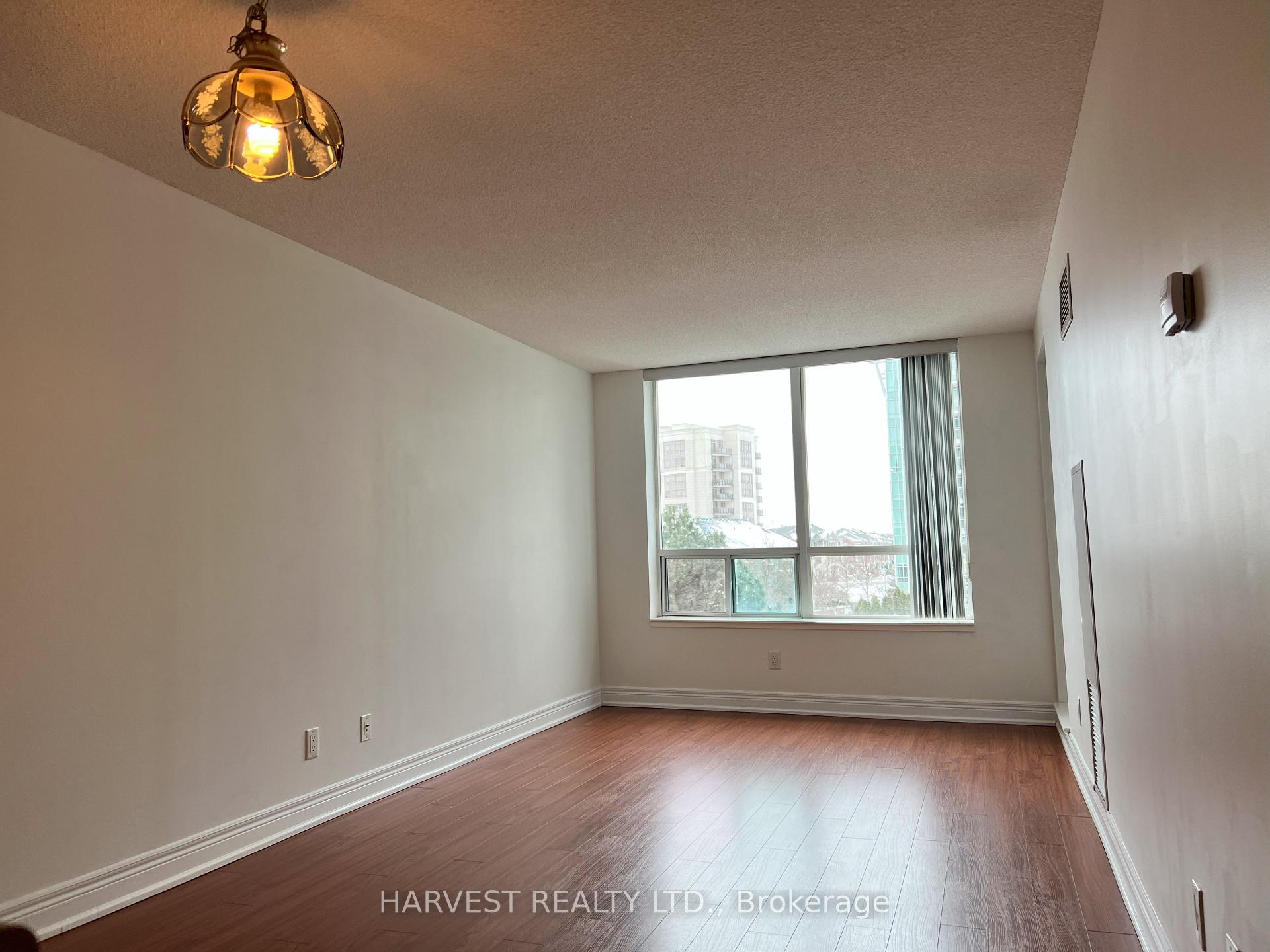 Photo 9 of Unit 322, 62 Suncrest Boulevard, Markham, Commerce Valley — HOMEH