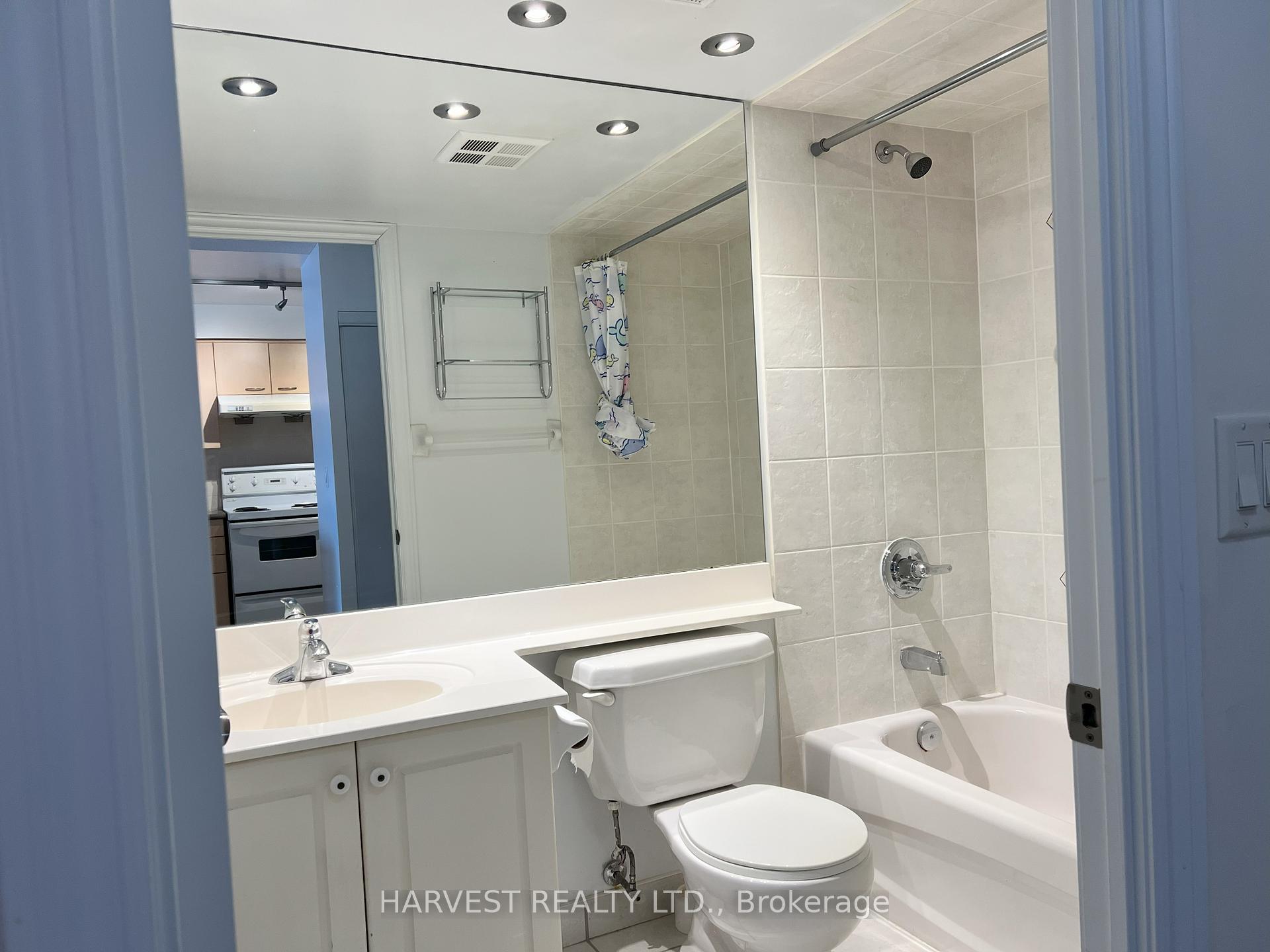 Photo 13 of Unit 322, 62 Suncrest Boulevard, Markham, Commerce Valley — HOMEH