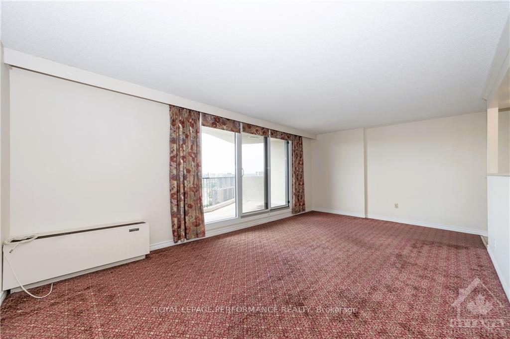 Photo 4 of 1025 Richmond Road, Ottawa, Woodroffe — HOMEH