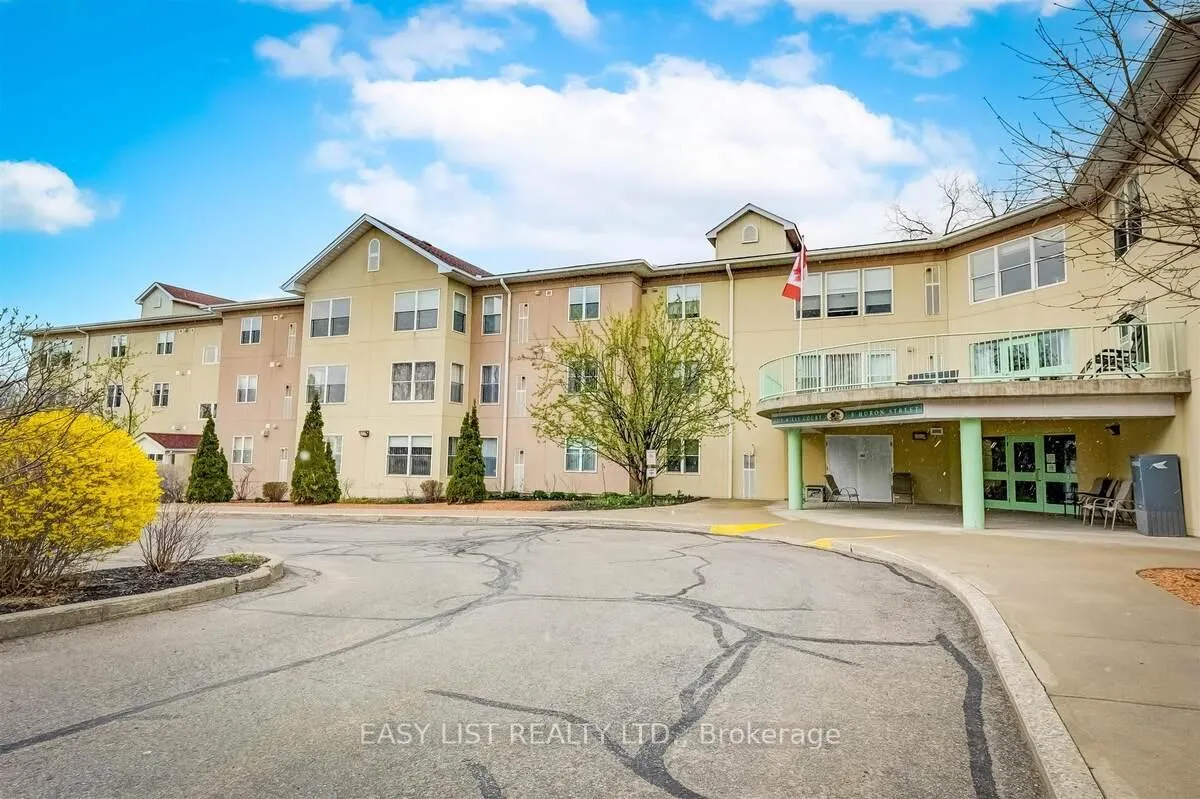 Photo of Unit 311, 8 Huron Street