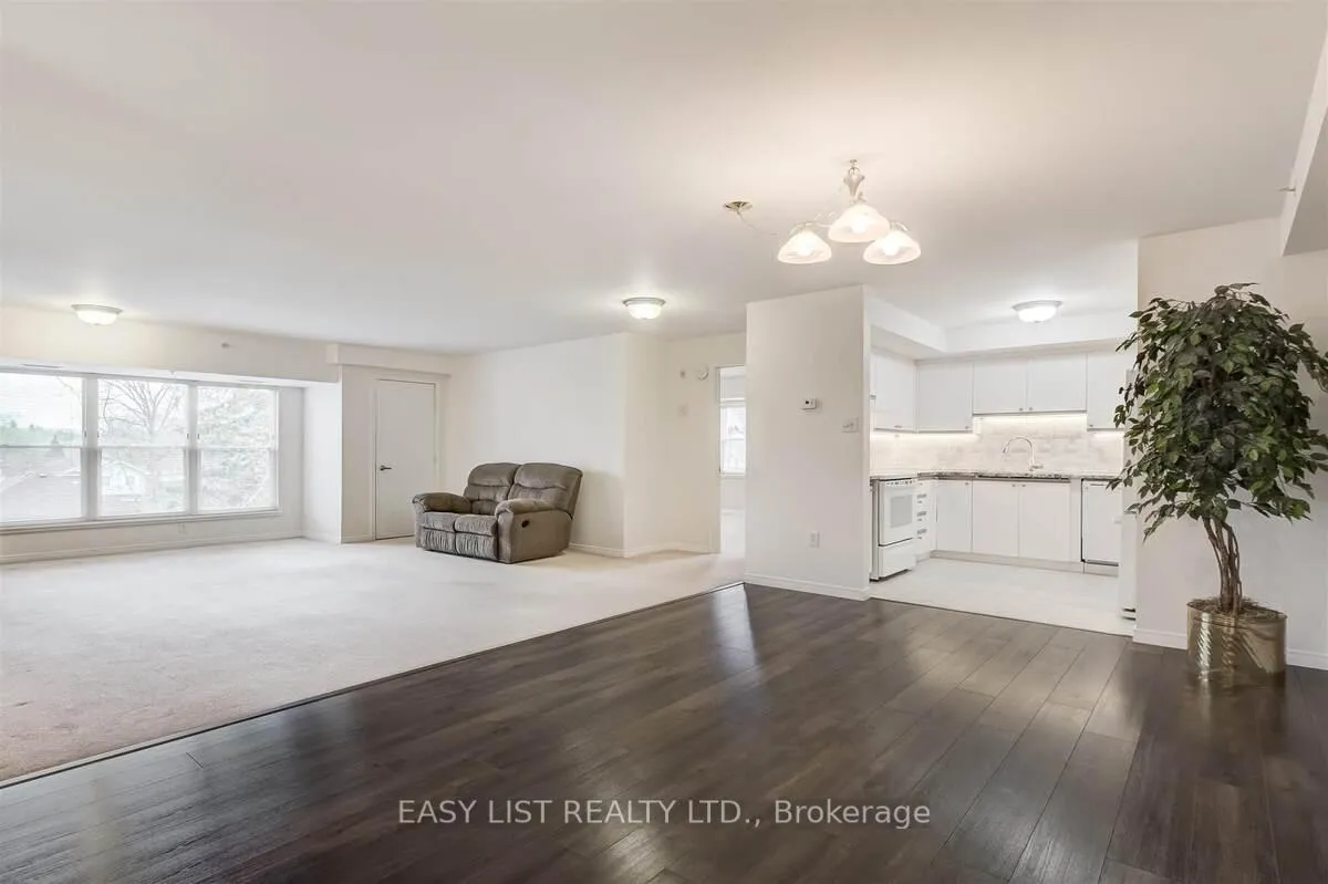 Photo 7 of Unit 311, 8 Huron Street, Kawartha Lakes, Lindsay — HOMEH