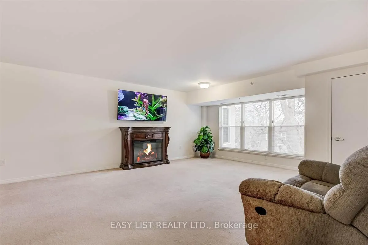 Photo 9 of Unit 311, 8 Huron Street, Kawartha Lakes, Lindsay — HOMEH