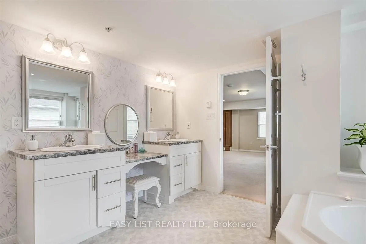 Photo 27 of Unit 311, 8 Huron Street, Kawartha Lakes, Lindsay — HOMEH