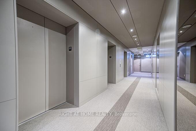 Photo 4 of Unit 6306, 88 Harbour Street, Toronto, Waterfront Communities — HOMEH