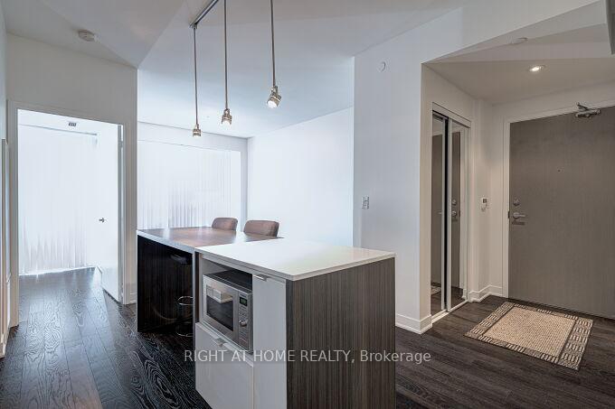 Photo 11 of Unit 6306, 88 Harbour Street, Toronto, Waterfront Communities — HOMEH