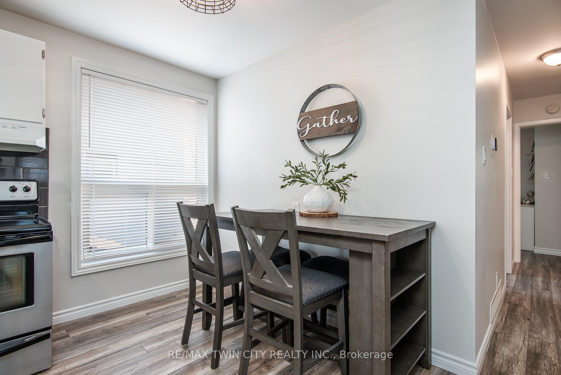 Photo 13 of 197 Silver Aspen Crescent, Kitchener — HOMEH