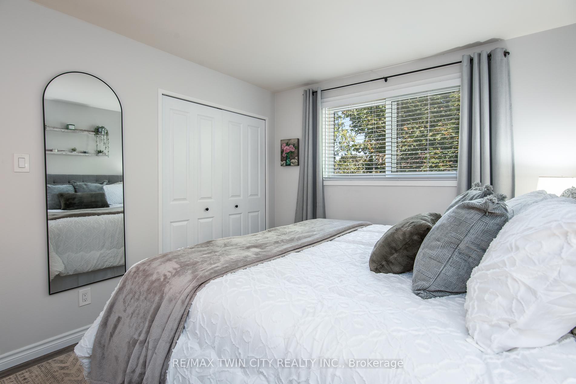 Photo 23 of 197 Silver Aspen Crescent, Kitchener — HOMEH