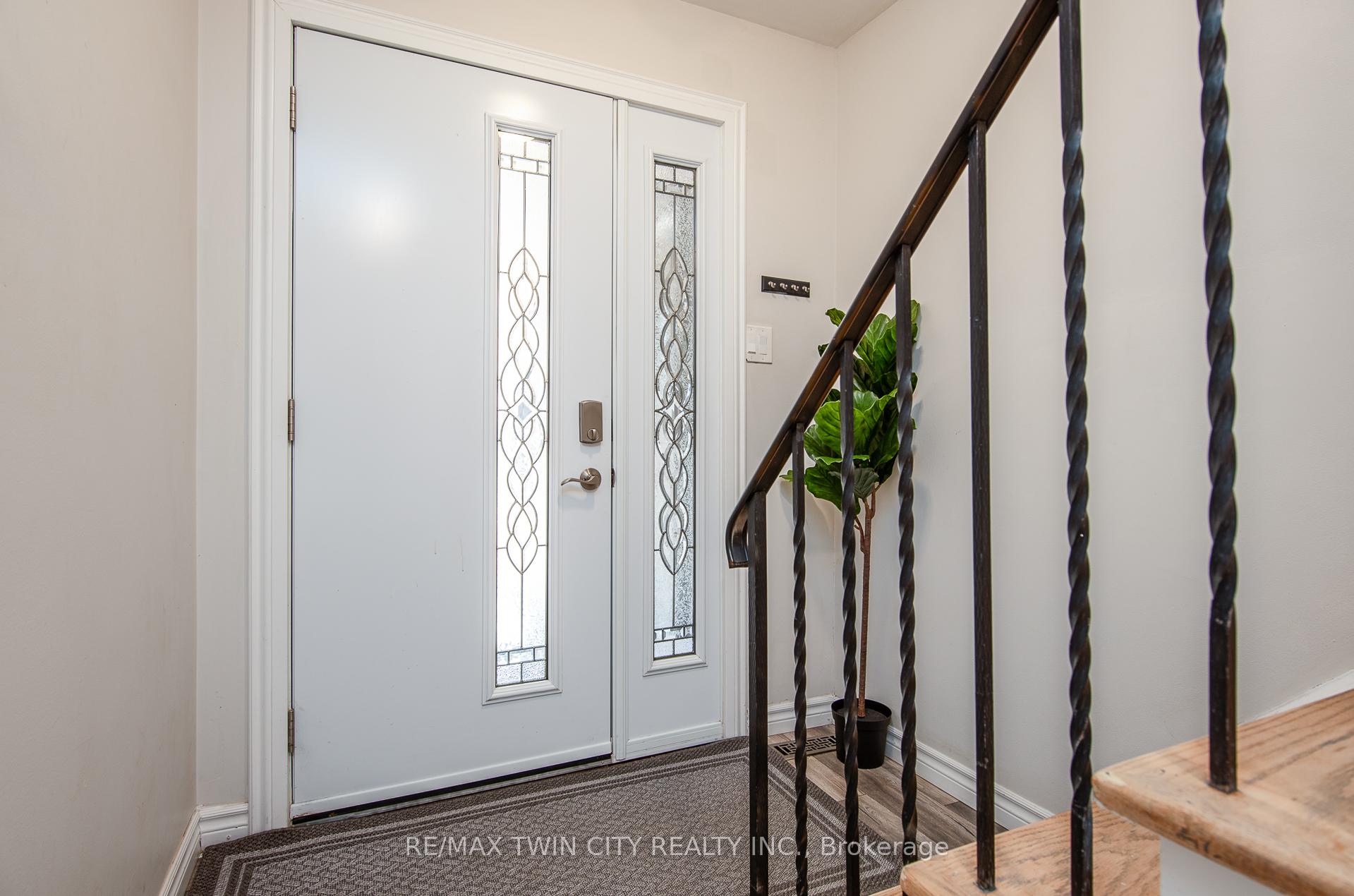 Photo 30 of 197 Silver Aspen Crescent, Kitchener — HOMEH