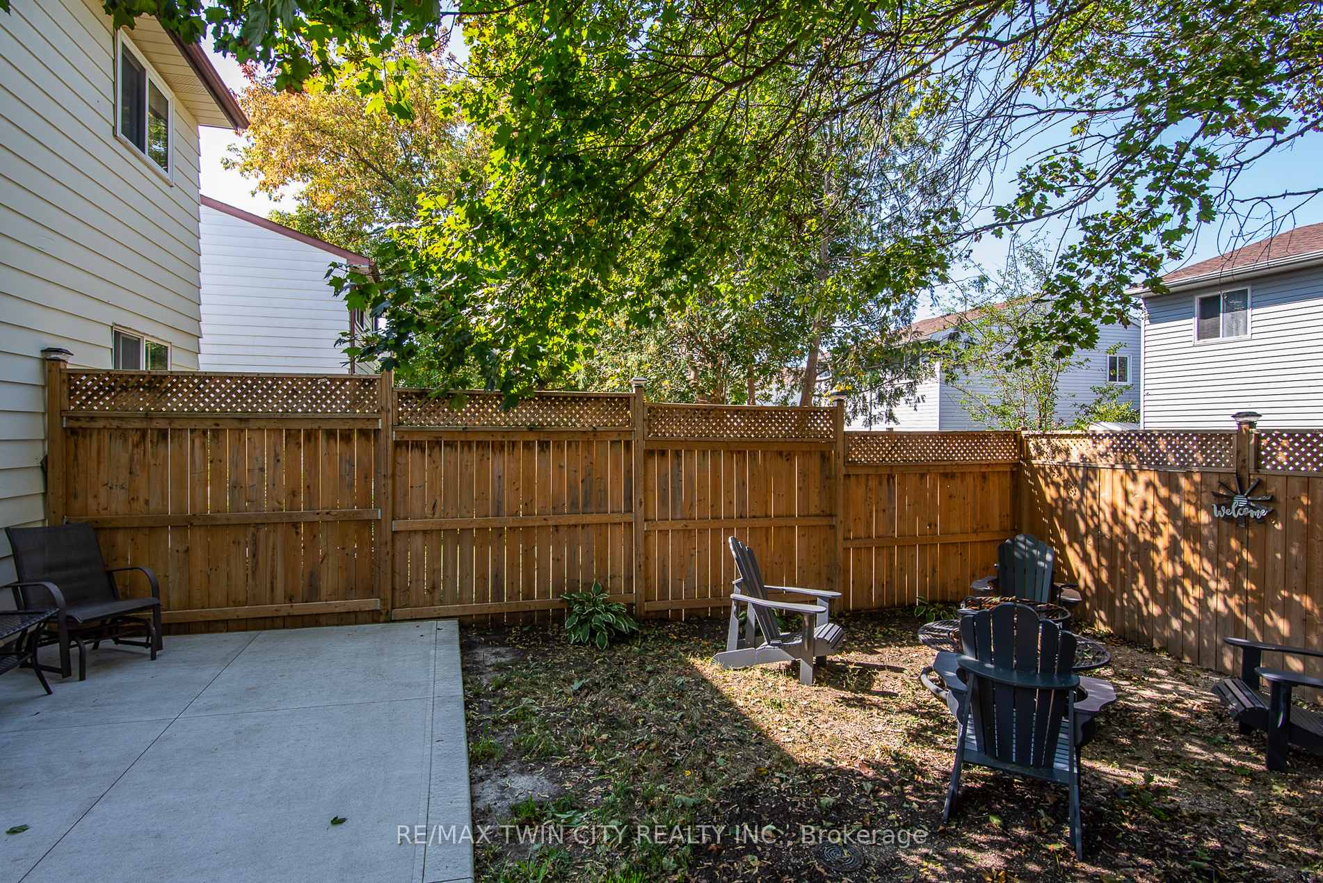 Photo 38 of 197 Silver Aspen Crescent, Kitchener — HOMEH