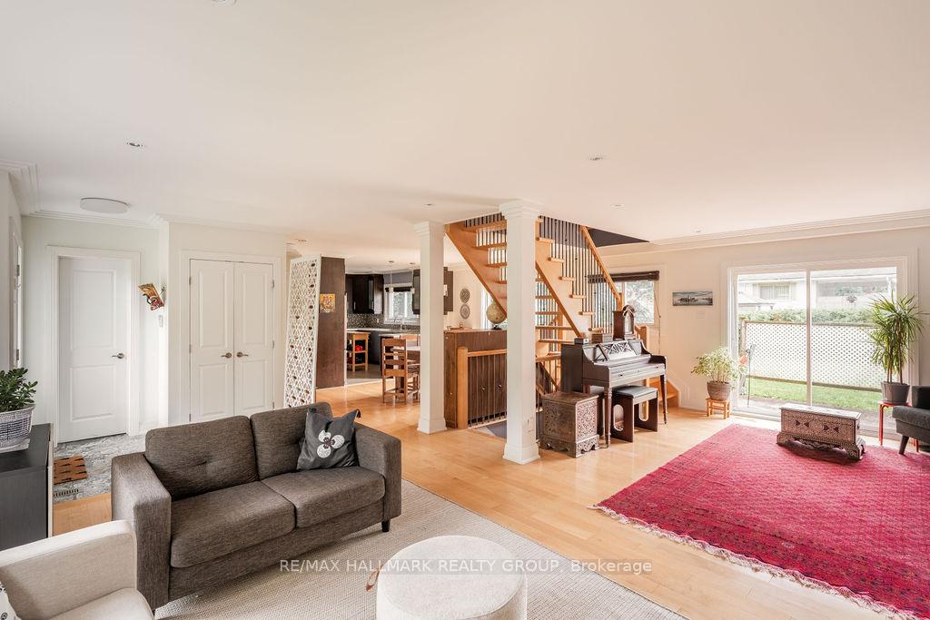 Photo 8 of 960 Elsett Drive, Ottawa, Elmvale Acres/Urbandale — HOMEH