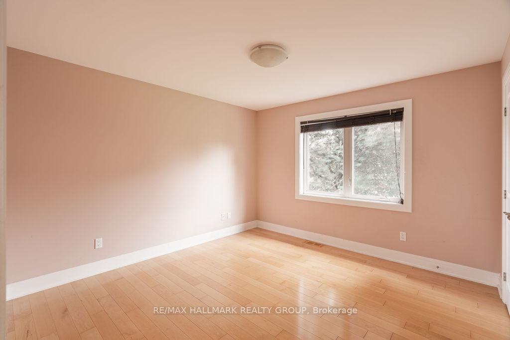 Photo 31 of 960 Elsett Drive, Ottawa, Elmvale Acres/Urbandale — HOMEH