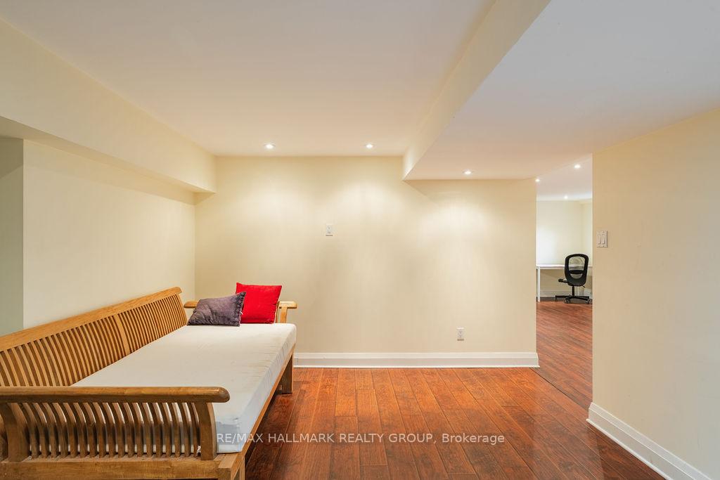 Photo 40 of 960 Elsett Drive, Ottawa, Elmvale Acres/Urbandale — HOMEH