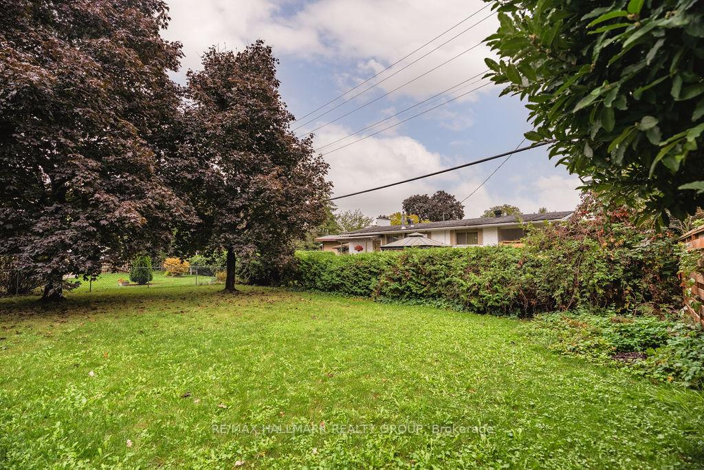 Photo 44 of 960 Elsett Drive, Ottawa, Elmvale Acres/Urbandale — HOMEH