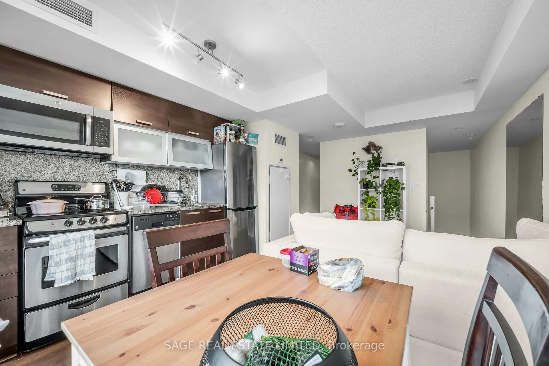 Photo 6 of Unit 1210E, 36 Lisgar Street, Toronto, Little Portugal — HOMEH