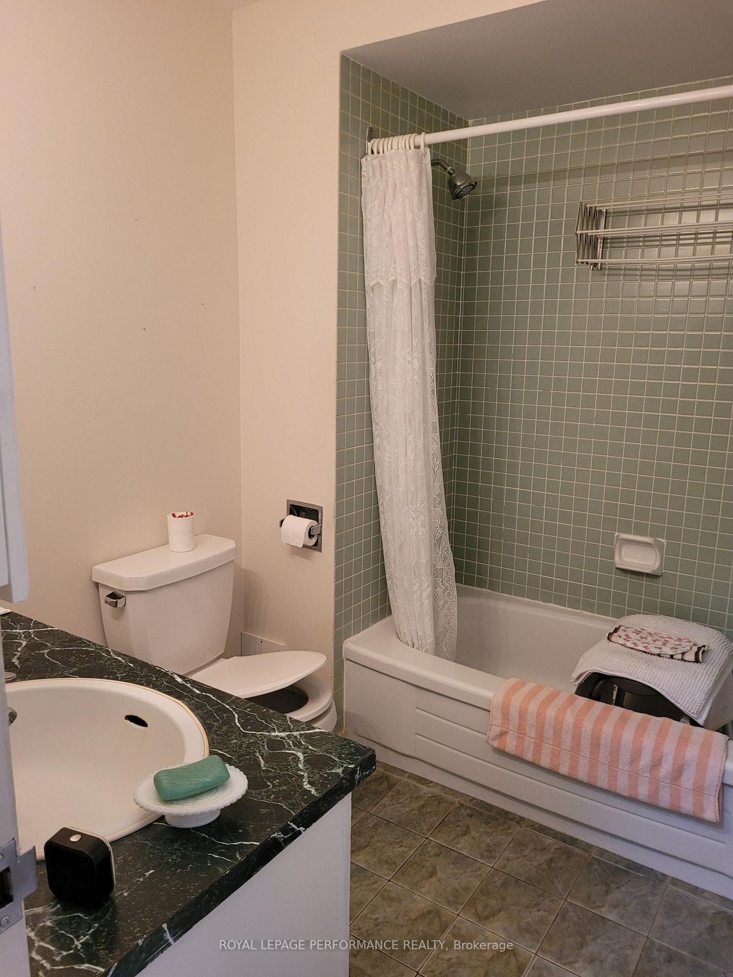 Photo 7 of Unit 612, 915 Elmsmere Road, Ottawa, Beacon Hill South — HOMEH