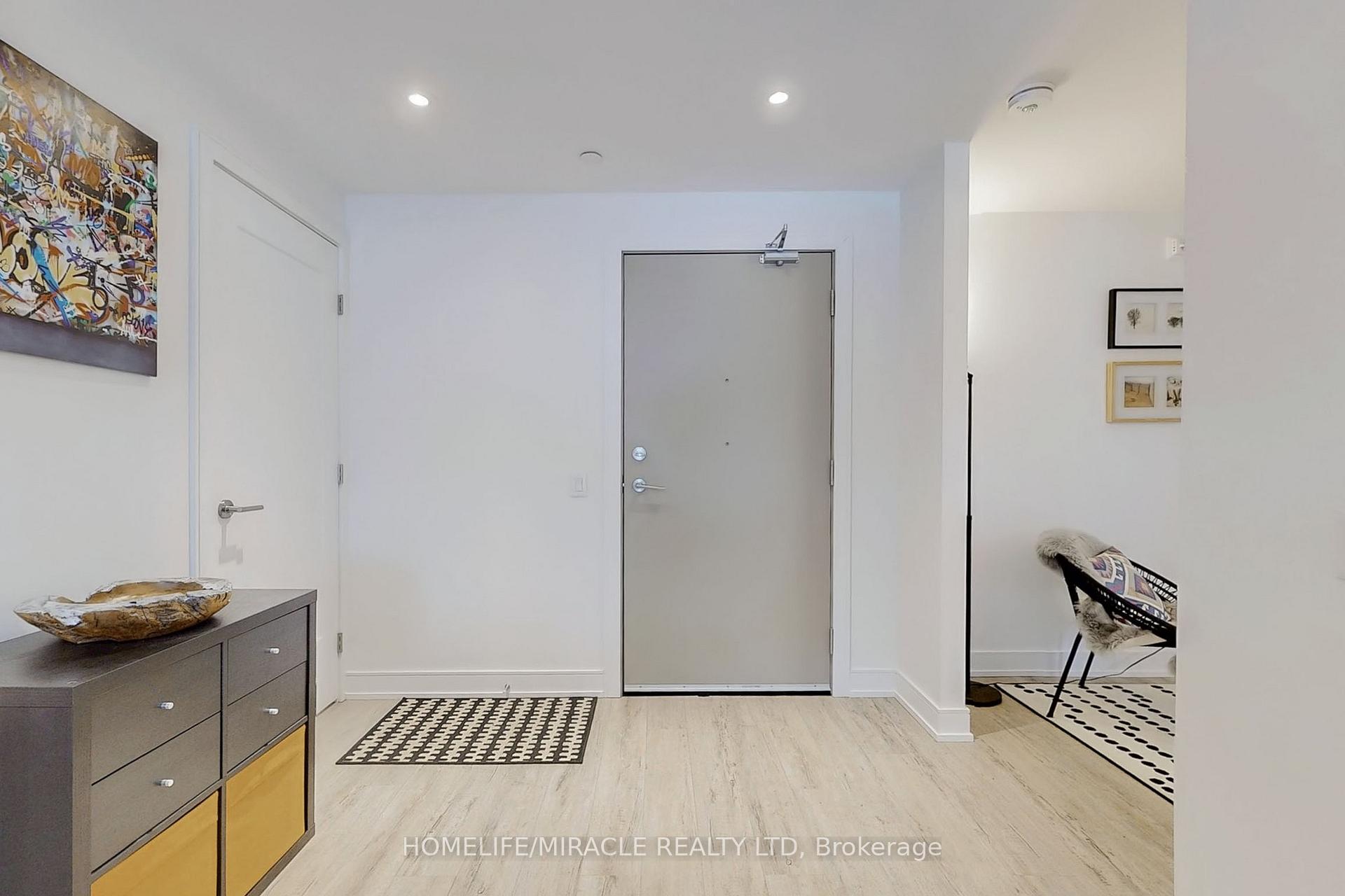 Photo 11 of Unit 619, 185 Dunlop Street E, Barrie, Lakeshore — HOMEH