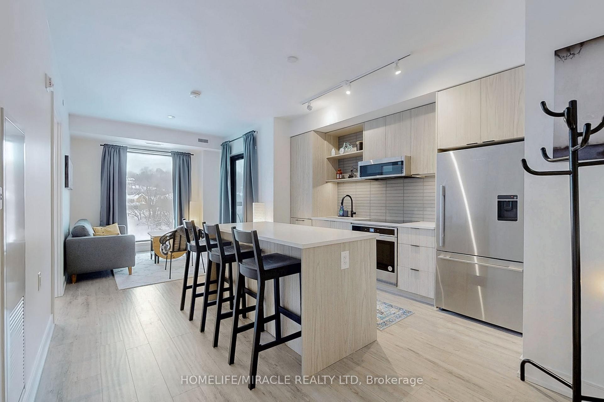 Photo 14 of Unit 619, 185 Dunlop Street E, Barrie, Lakeshore — HOMEH