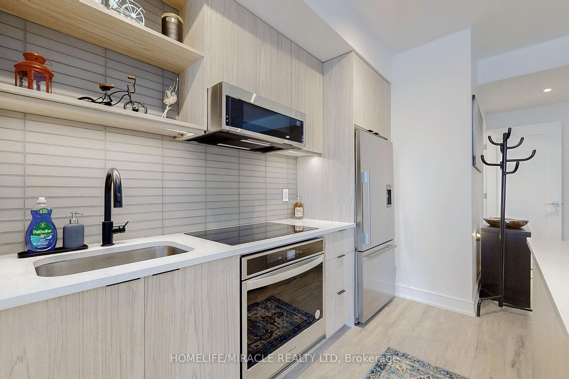 Photo 16 of Unit 619, 185 Dunlop Street E, Barrie, Lakeshore — HOMEH