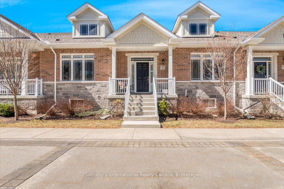 Front of 4 Emerson Mews