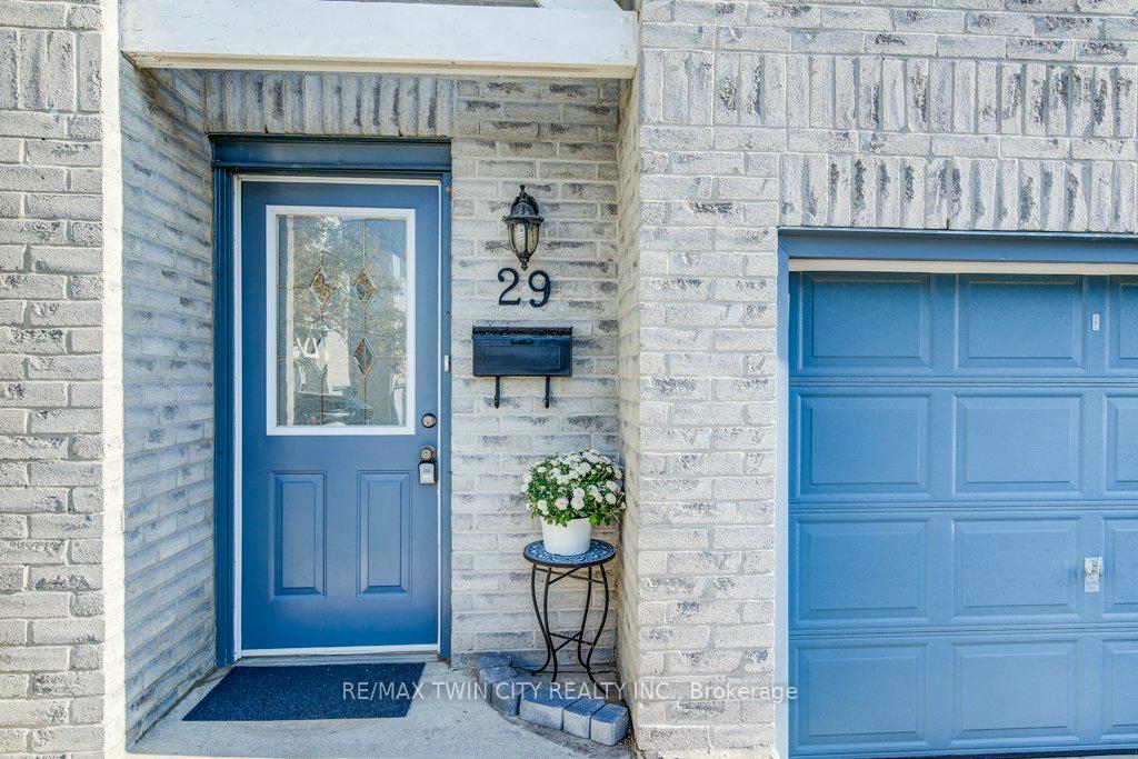 Photo 6 of Unit 29, 589 Beechwood Drive, Waterloo — HOMEH