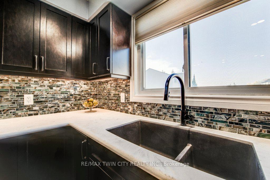 Photo 19 of Unit 29, 589 Beechwood Drive, Waterloo — HOMEH