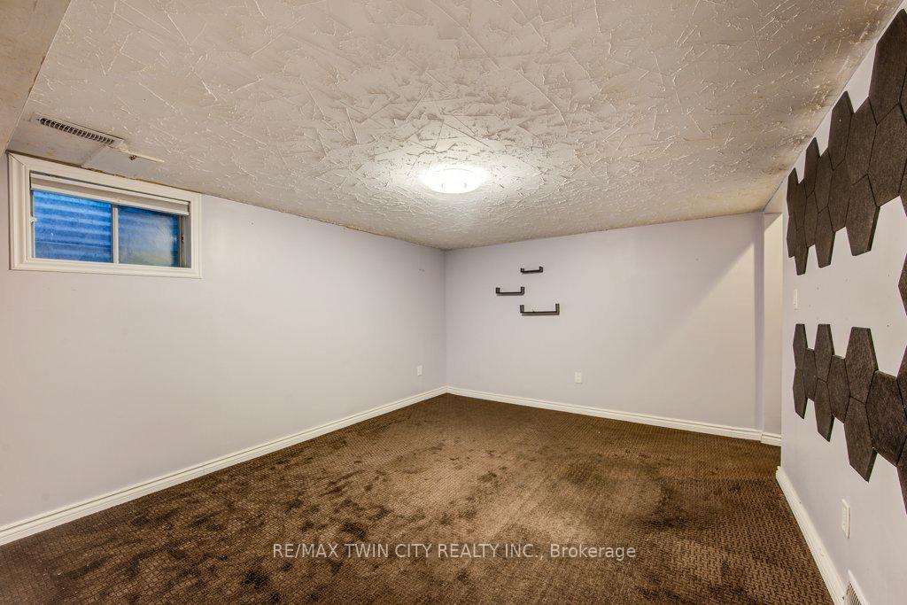 Photo 34 of Unit 29, 589 Beechwood Drive, Waterloo — HOMEH