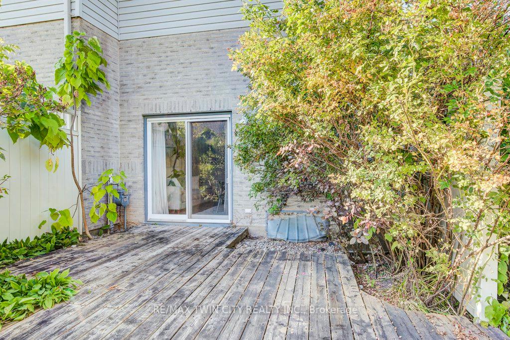 Photo 39 of Unit 29, 589 Beechwood Drive, Waterloo — HOMEH