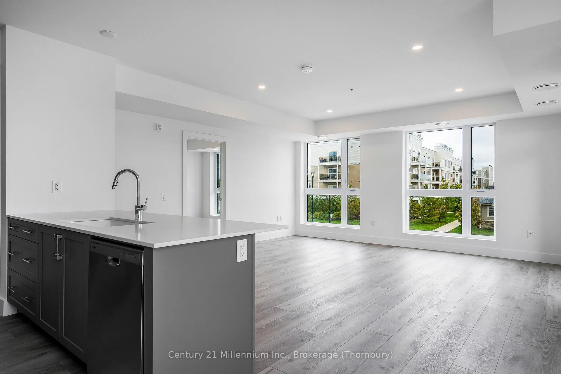 Photo 3 of Unit 207, 4 Kimberly Lane, Collingwood — HOMEH