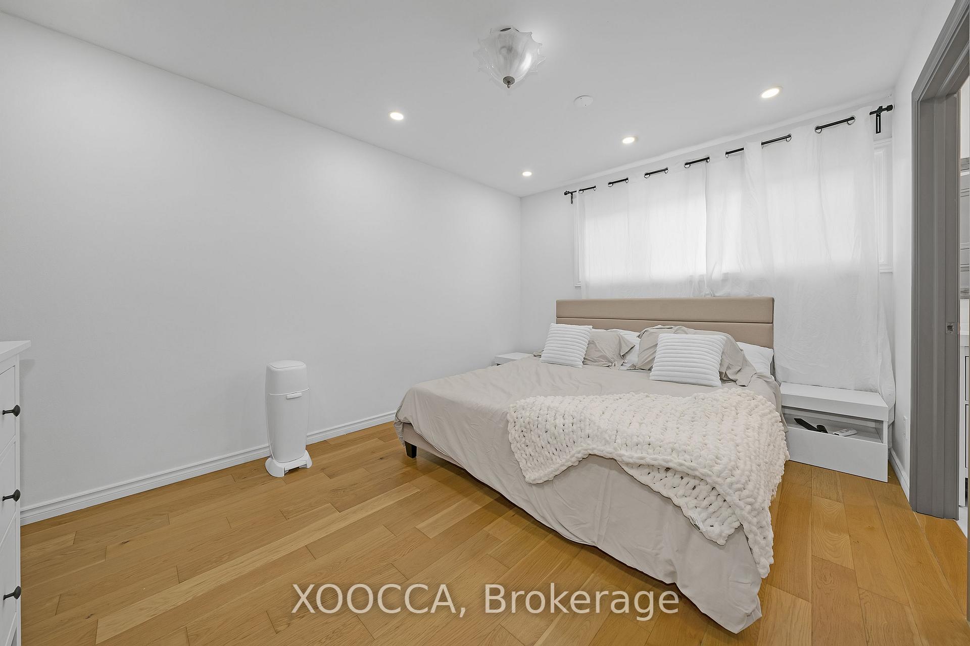 Photo 16 of 80 Springfair Avenue, Aurora, Aurora Village — HOMEH