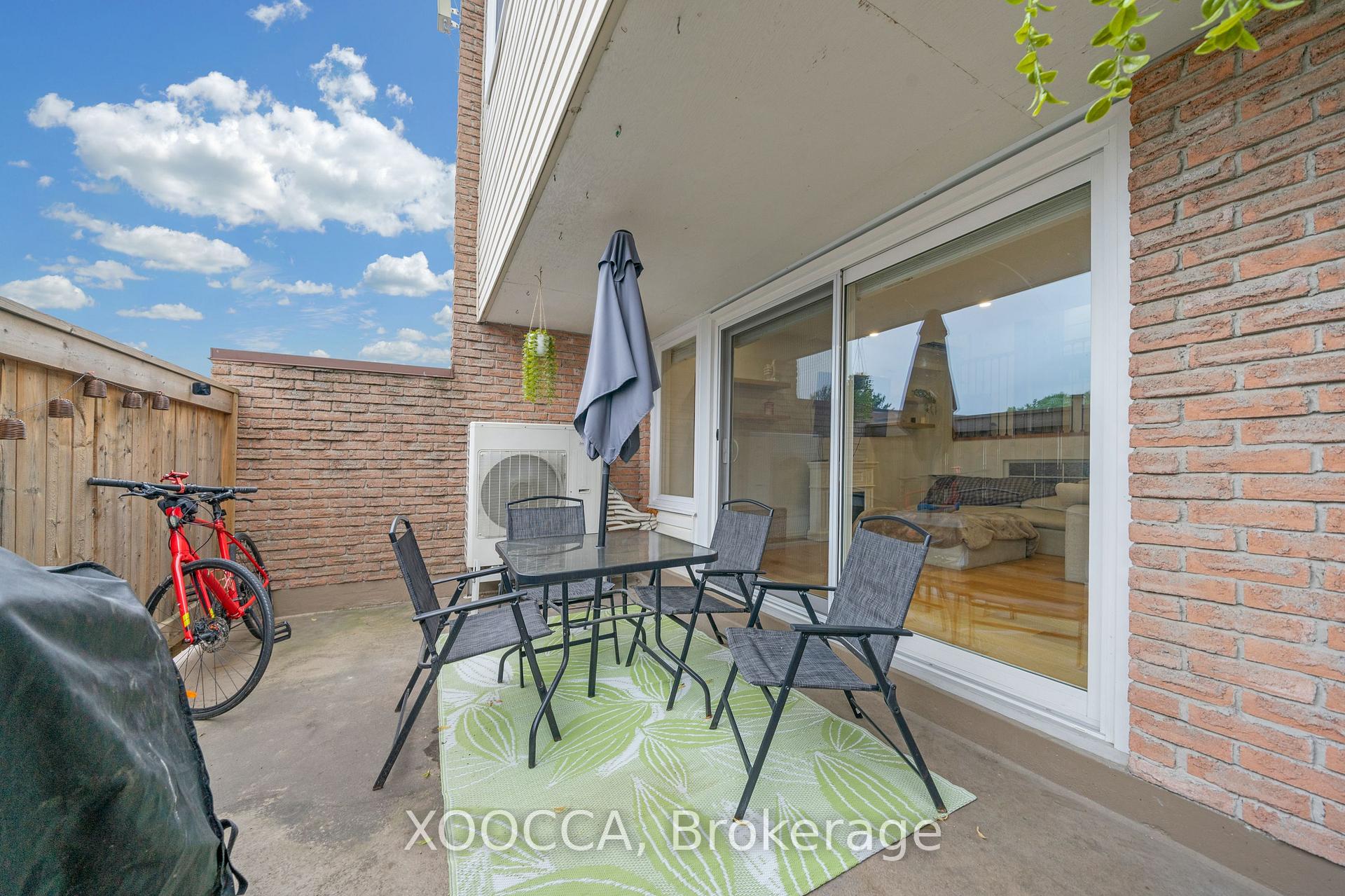Photo 31 of 80 Springfair Avenue, Aurora, Aurora Village — HOMEH