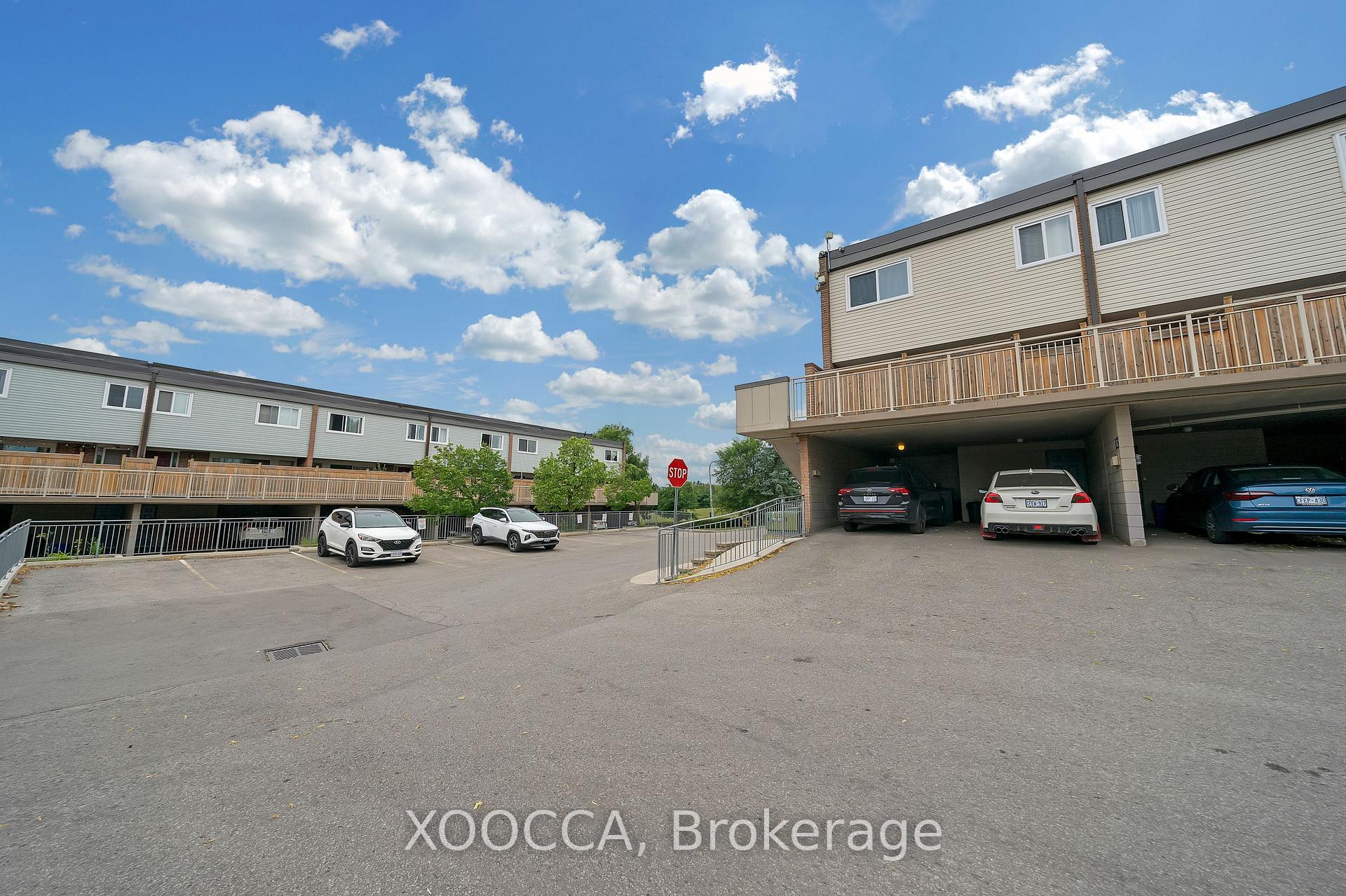 Photo 33 of 80 Springfair Avenue, Aurora, Aurora Village — HOMEH