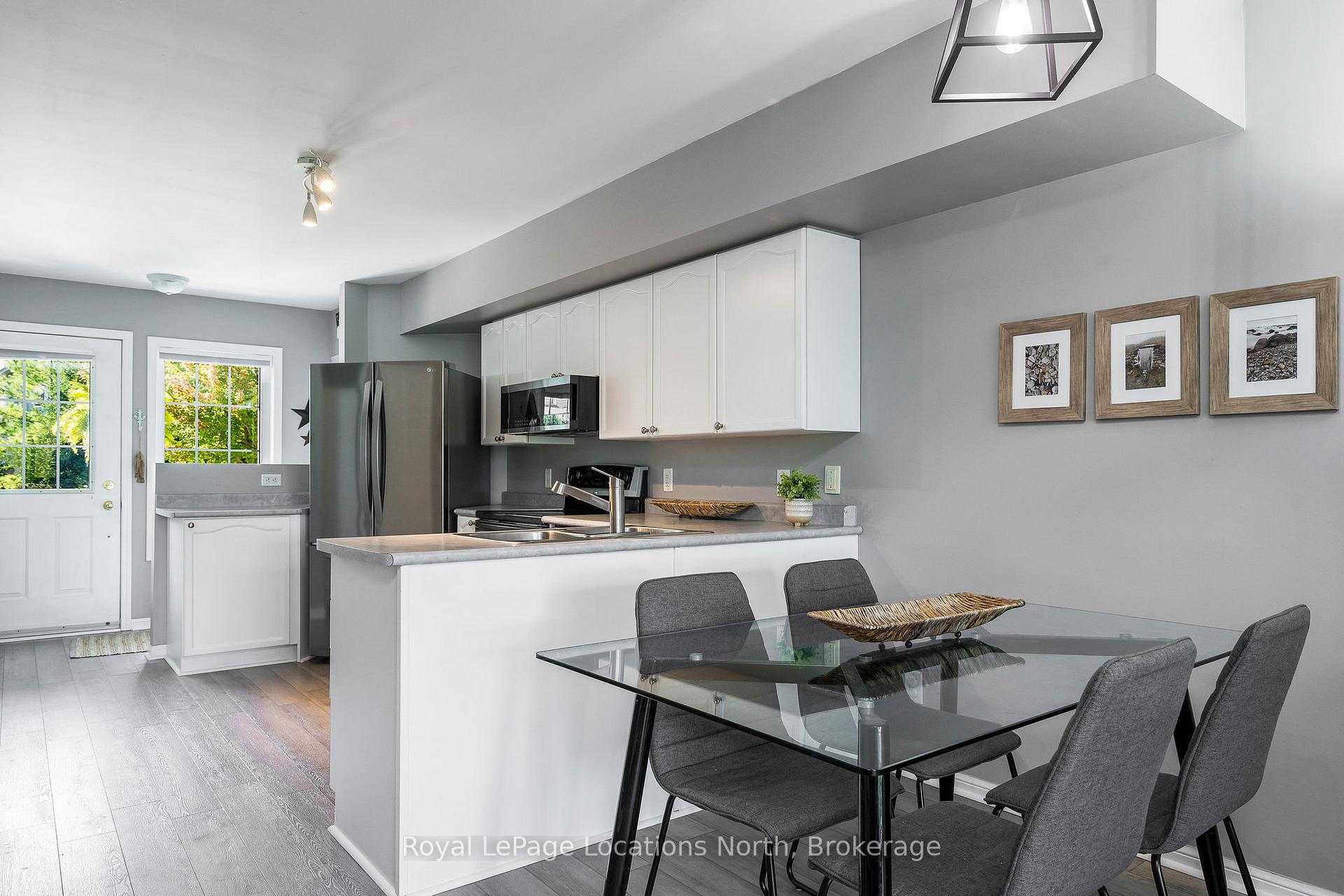 Photo 15 of Unit 51, 91 Green Briar Drive, Collingwood — HOMEH