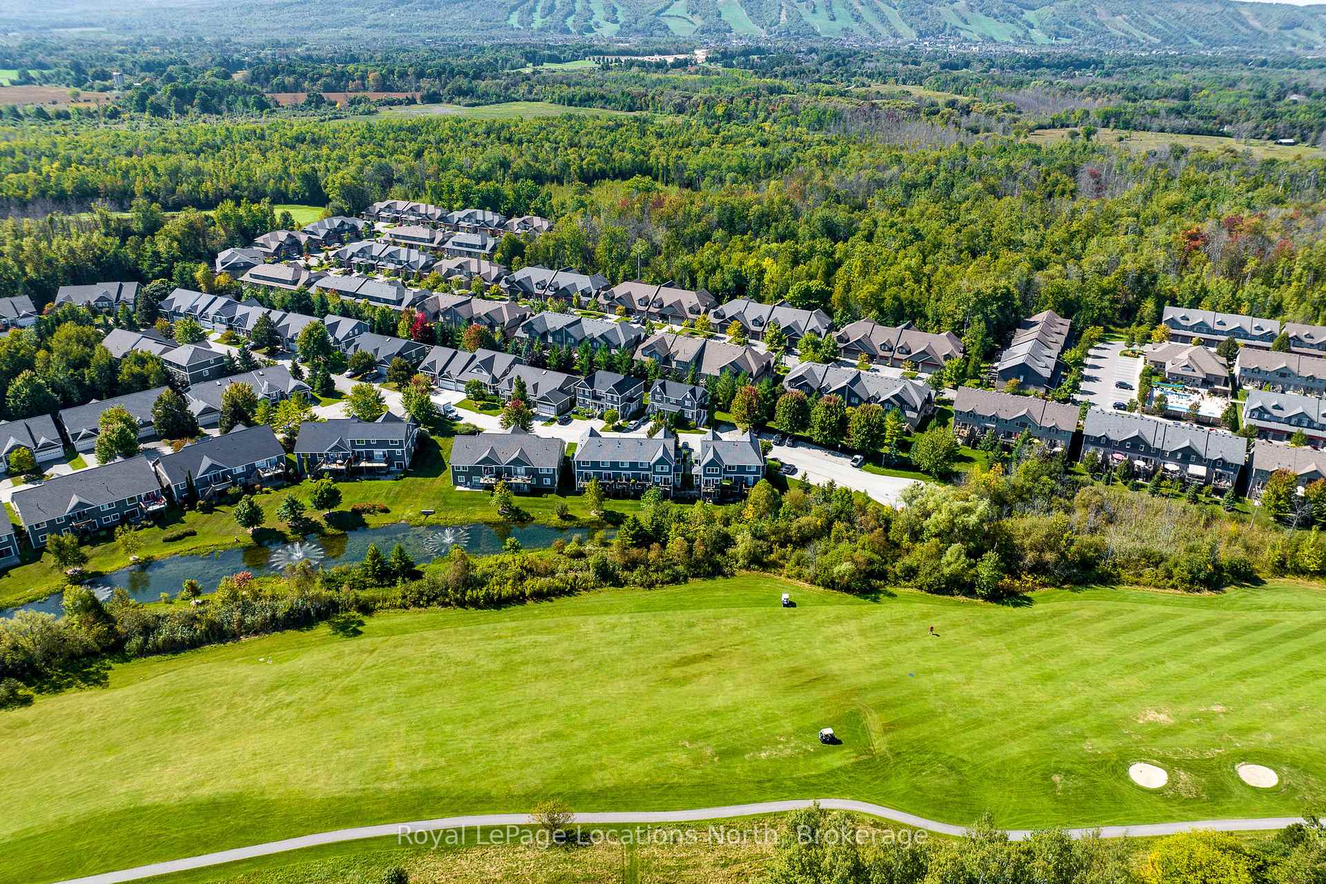 Photo 37 of Unit 51, 91 Green Briar Drive, Collingwood — HOMEH