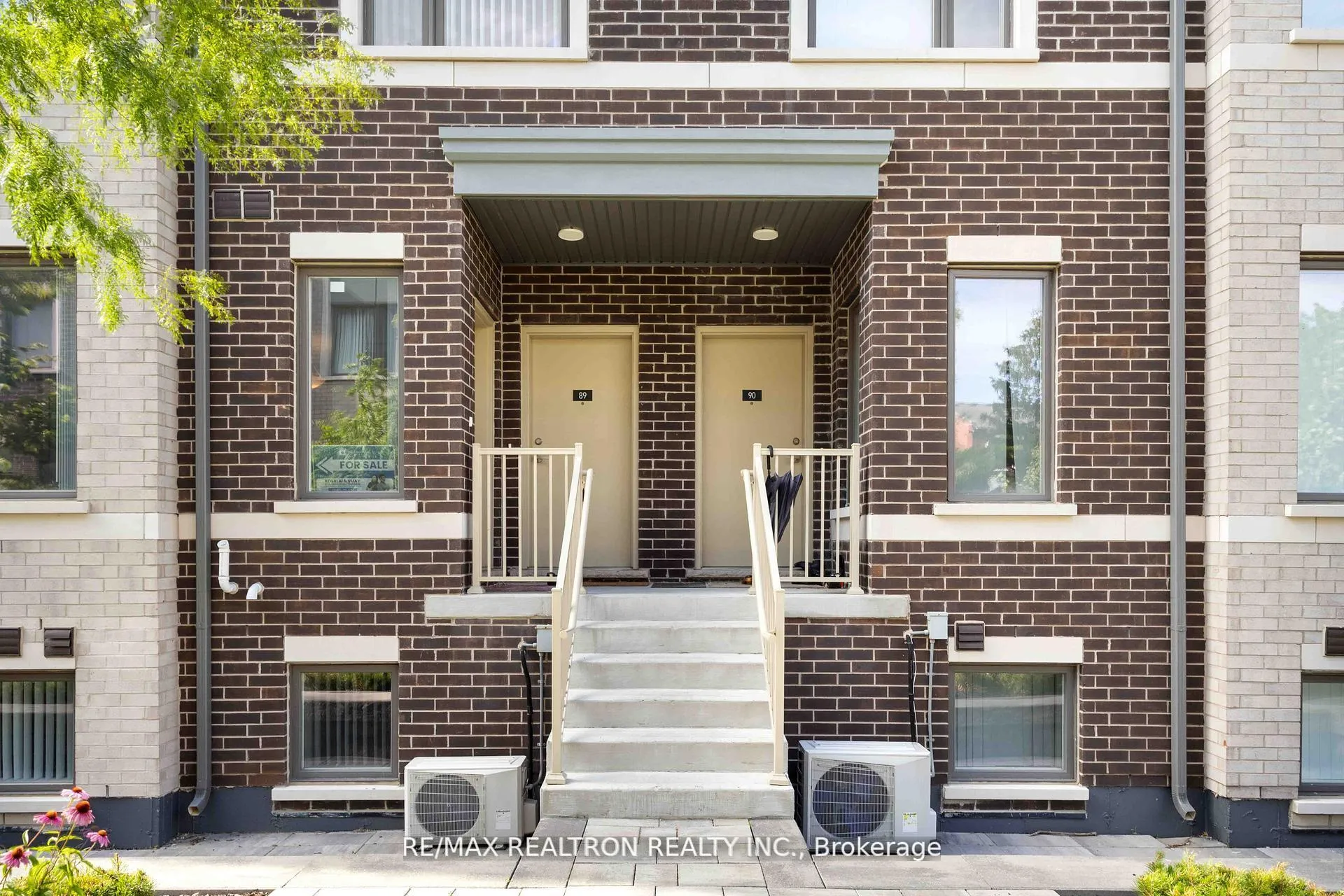 Photo 2 of Unit 89, 20 William Jackson Way, Etobicoke, New Toronto — HOMEH