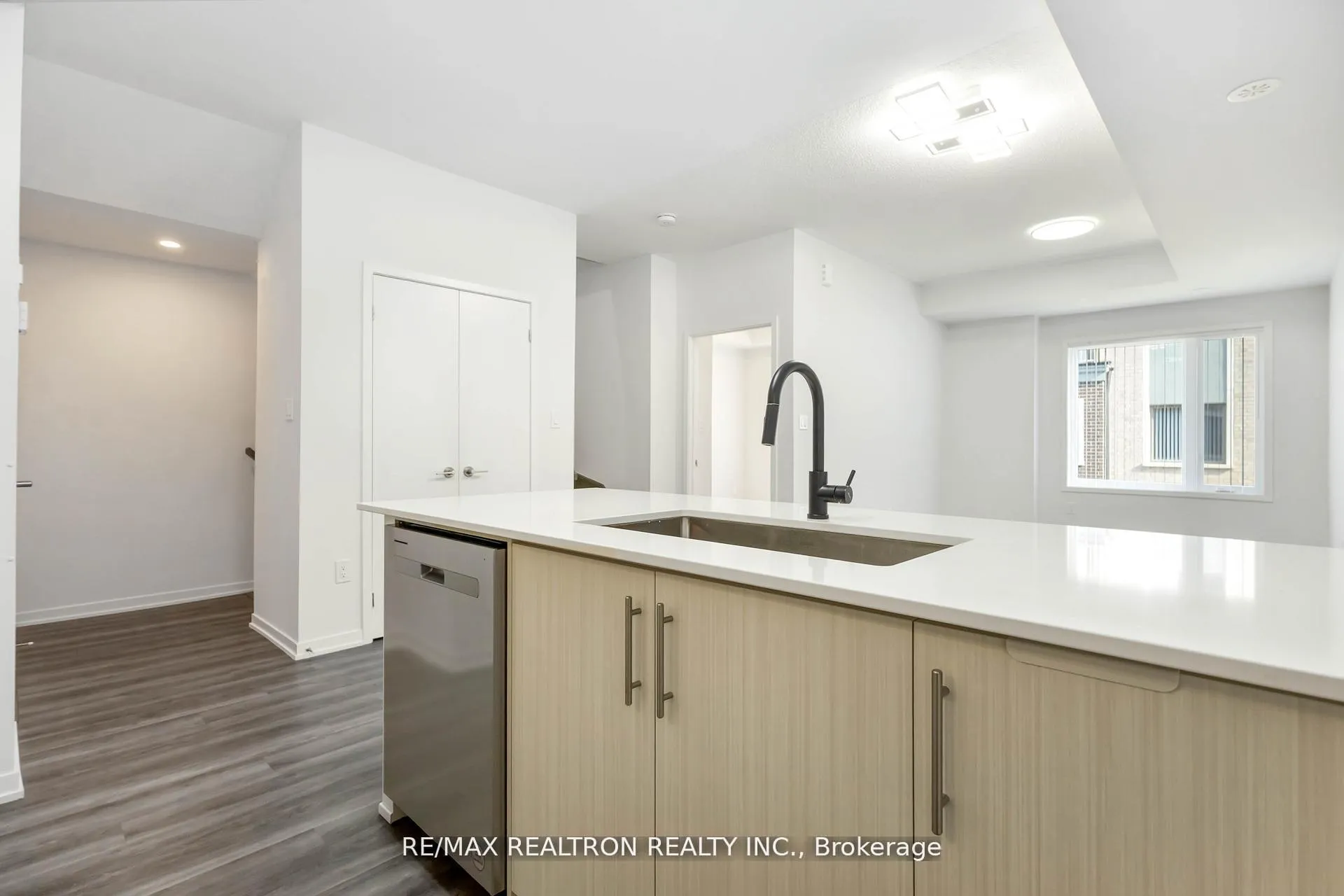 Photo 7 of Unit 89, 20 William Jackson Way, Etobicoke, New Toronto — HOMEH