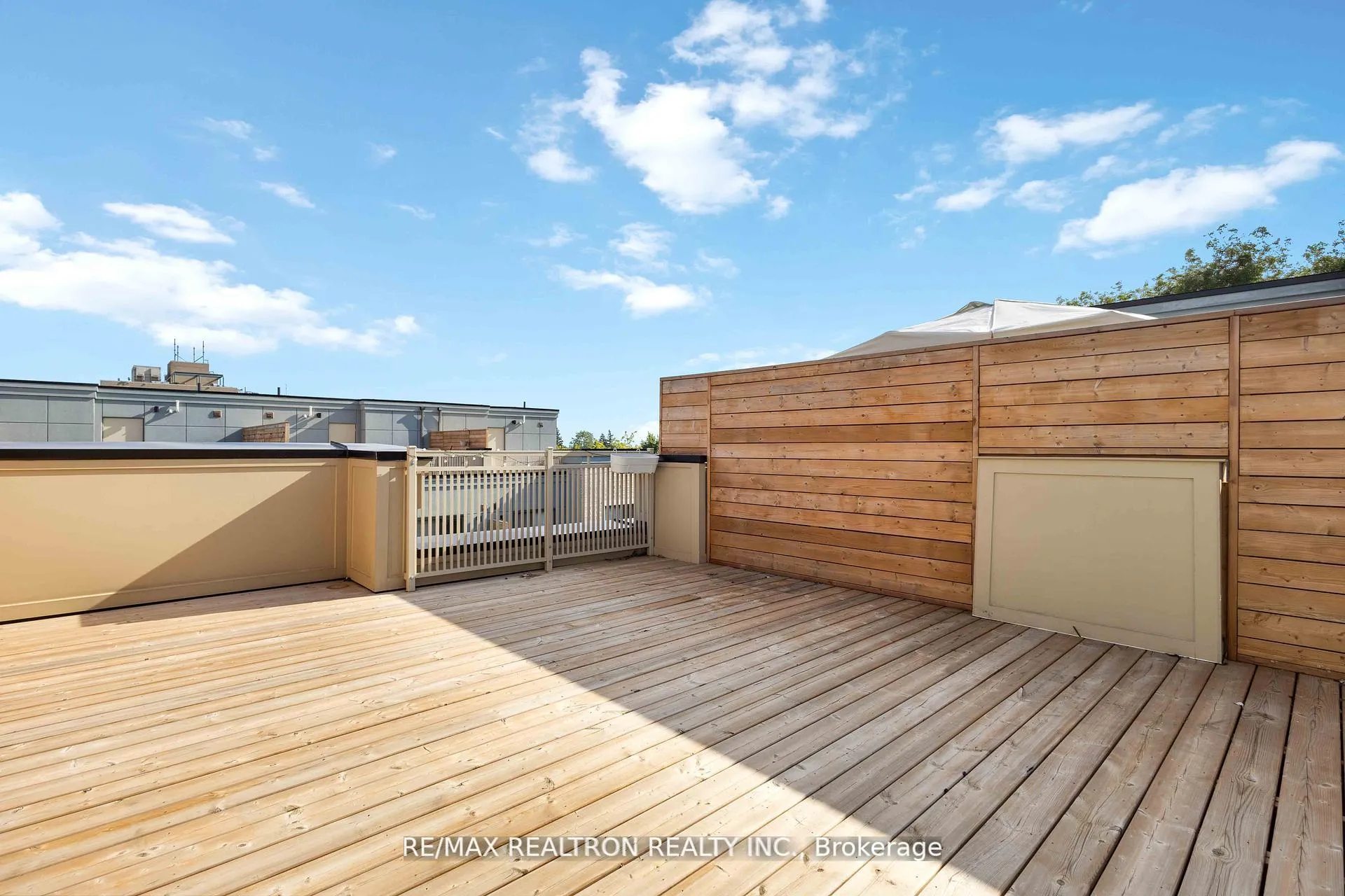 Photo 32 of Unit 89, 20 William Jackson Way, Etobicoke, New Toronto — HOMEH