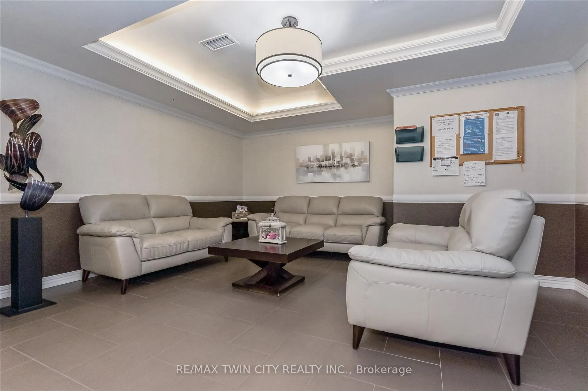 Photo 9 of Unit 301, 776 Laurelwood Drive, Waterloo — HOMEH