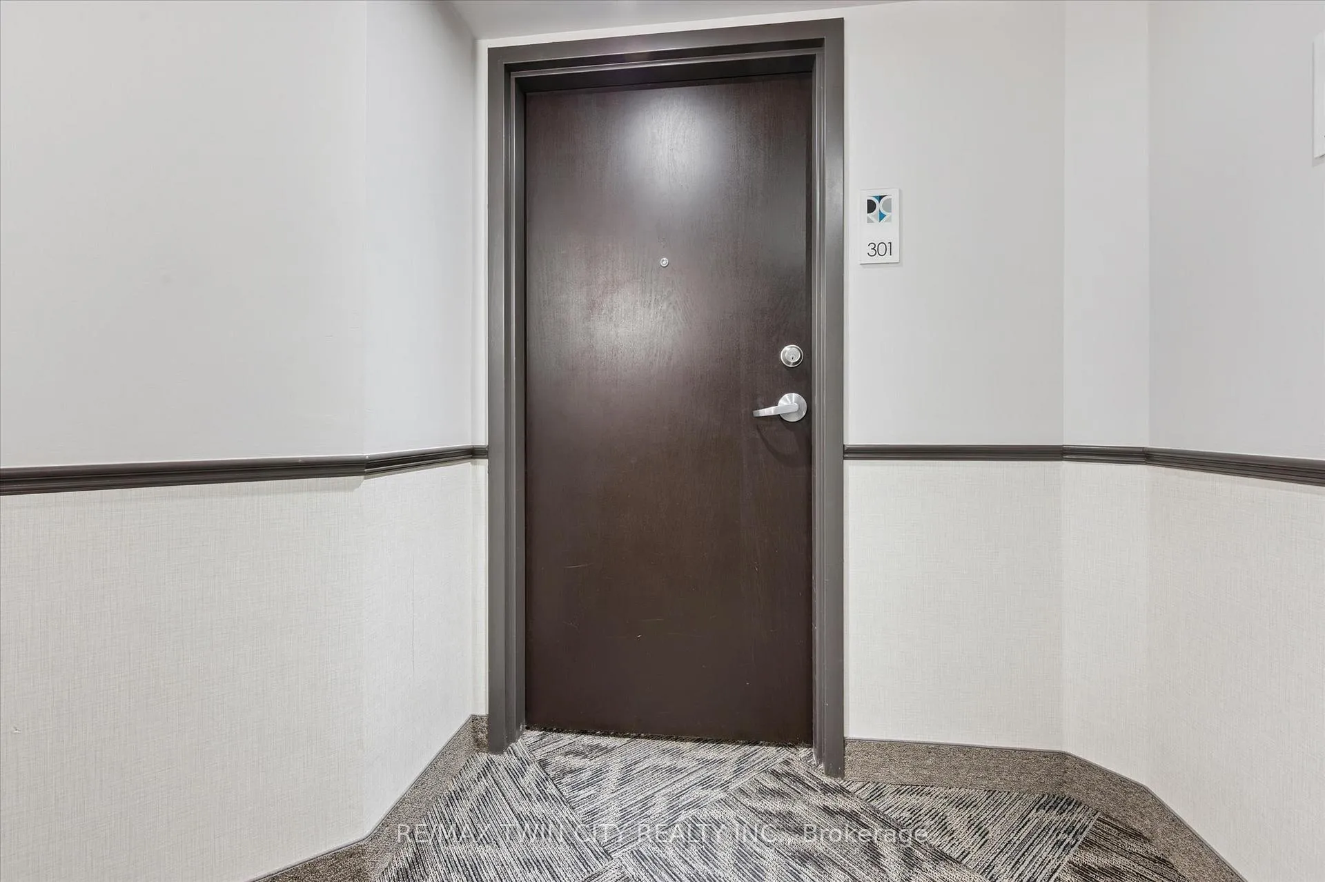 Photo 12 of Unit 301, 776 Laurelwood Drive, Waterloo — HOMEH