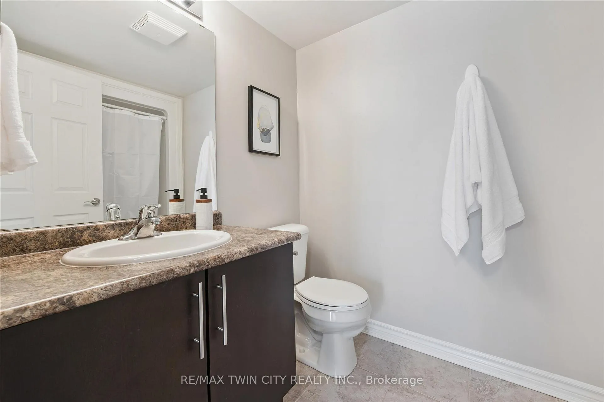 Photo 23 of Unit 301, 776 Laurelwood Drive, Waterloo — HOMEH