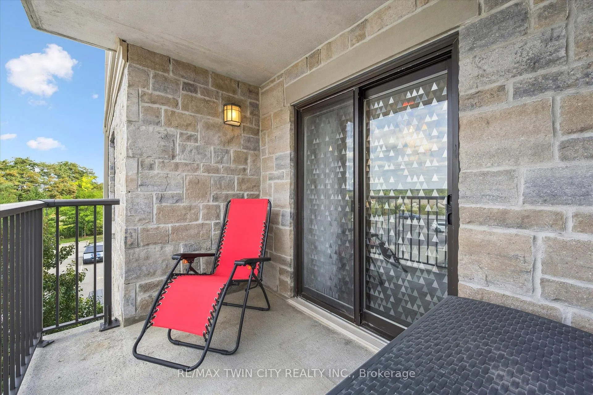 Photo 31 of Unit 301, 776 Laurelwood Drive, Waterloo — HOMEH