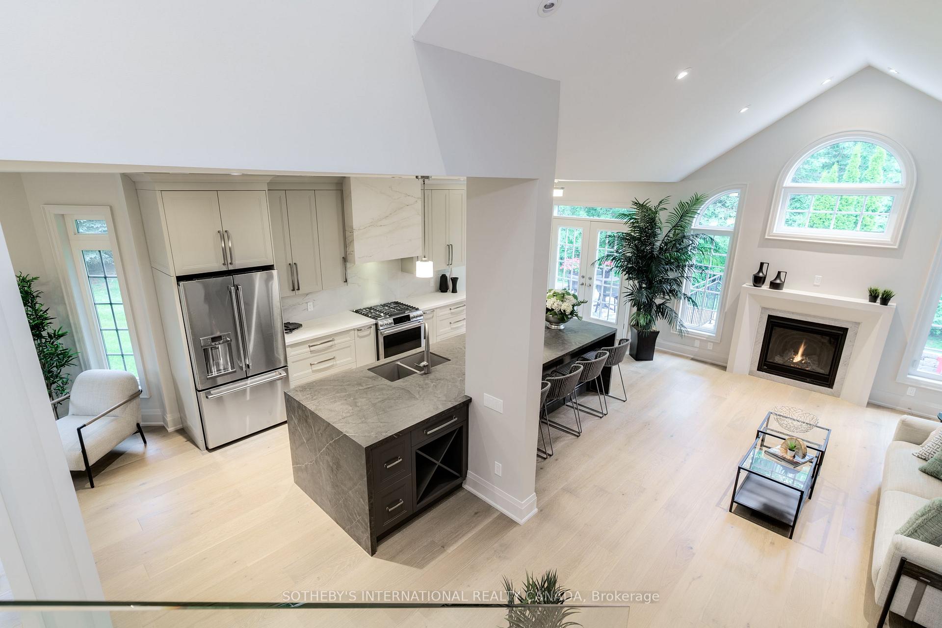 Photo 19 of Unit 4, 10 Kendrick Crescent, Aurora, Aurora Estates — HOMEH