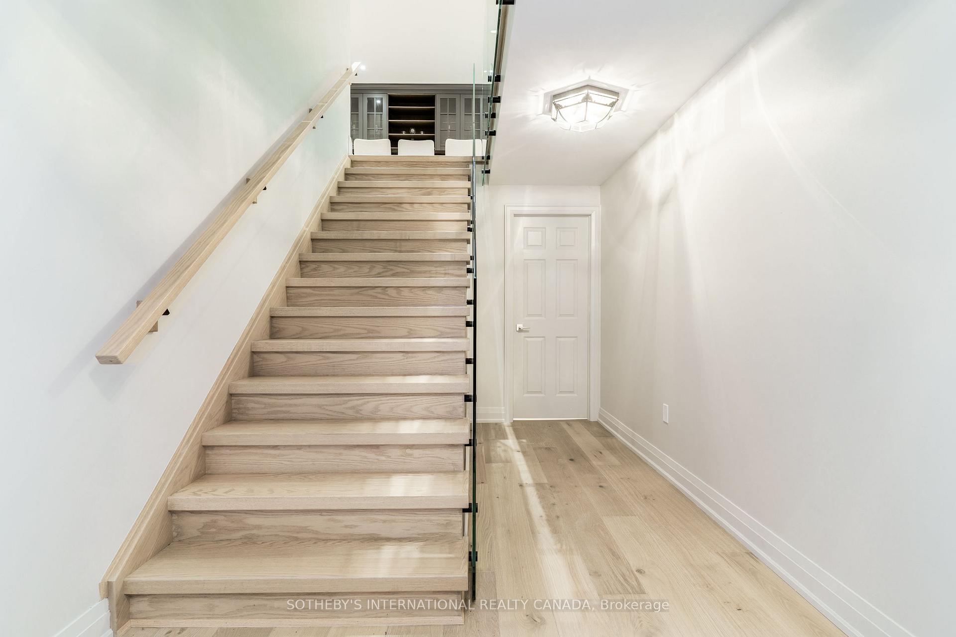 Photo 27 of Unit 4, 10 Kendrick Crescent, Aurora, Aurora Estates — HOMEH