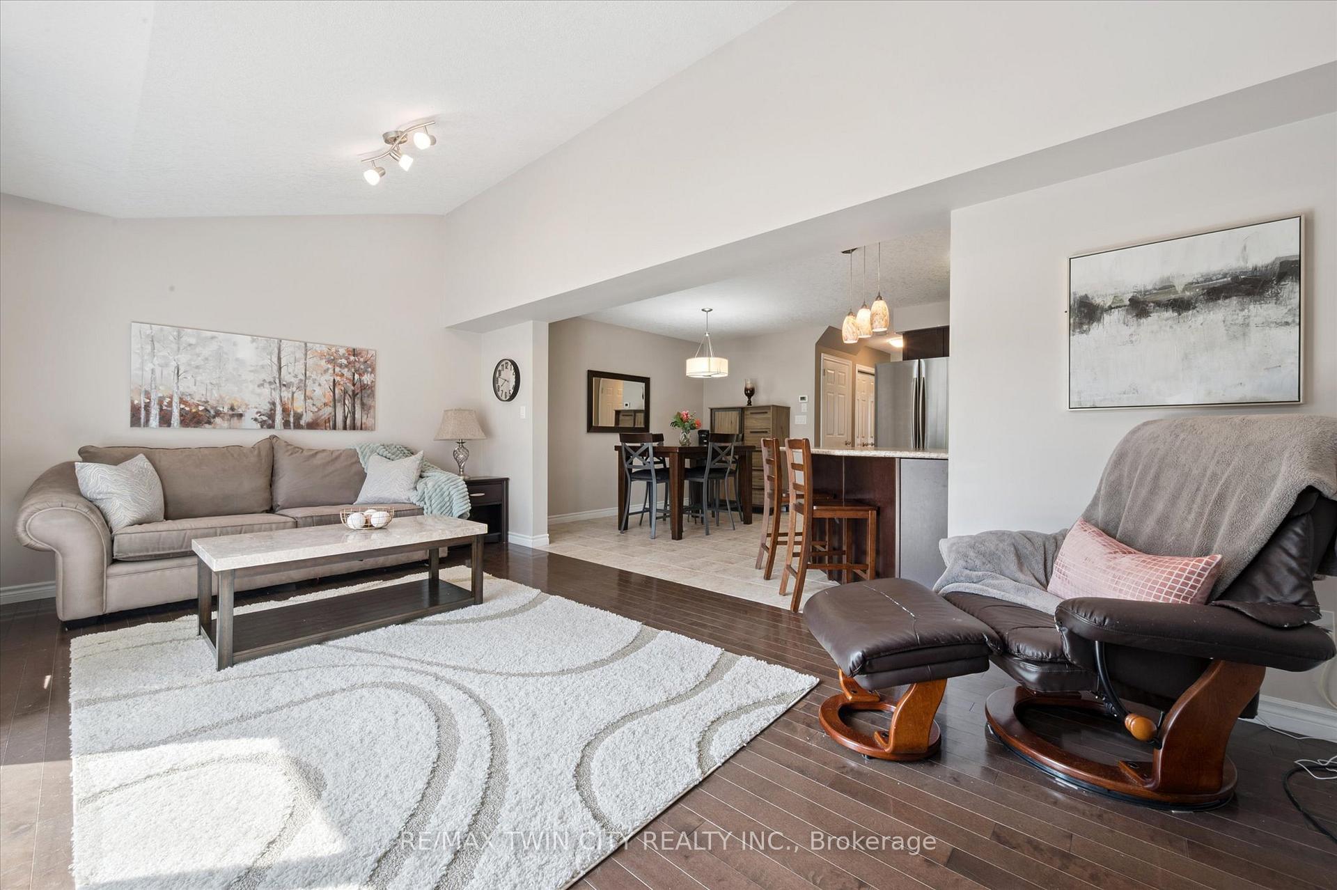 Photo 7 of Unit 29, 555 Chablis Drive, Waterloo — HOMEH