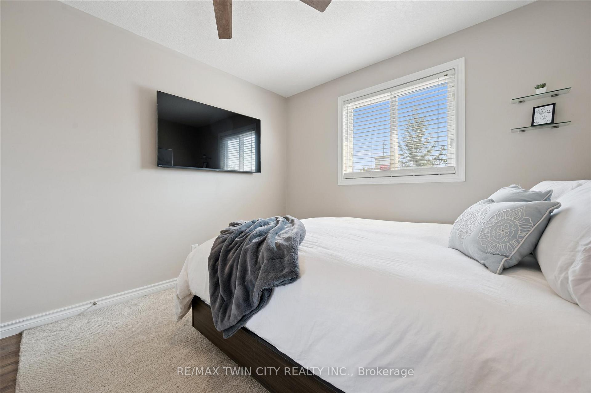 Photo 17 of Unit 29, 555 Chablis Drive, Waterloo — HOMEH