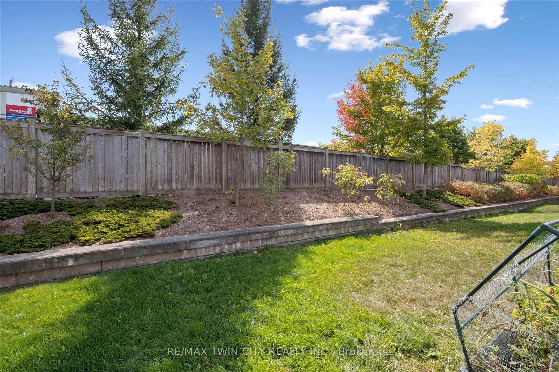Photo 31 of Unit 29, 555 Chablis Drive, Waterloo — HOMEH