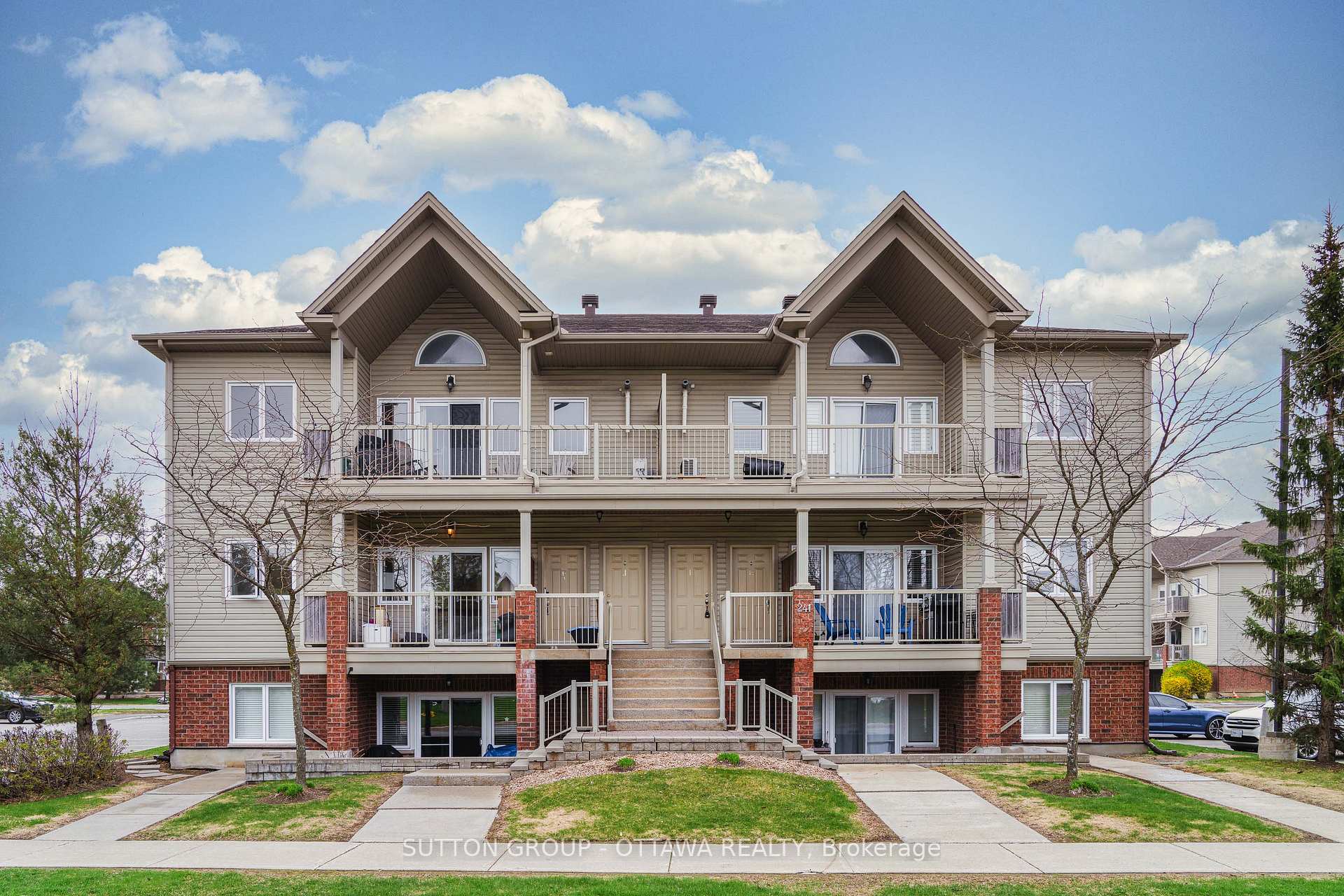 Photo 2 of Unit F, 241 Crestway Drive, Ottawa, Barrhaven East — HOMEH
