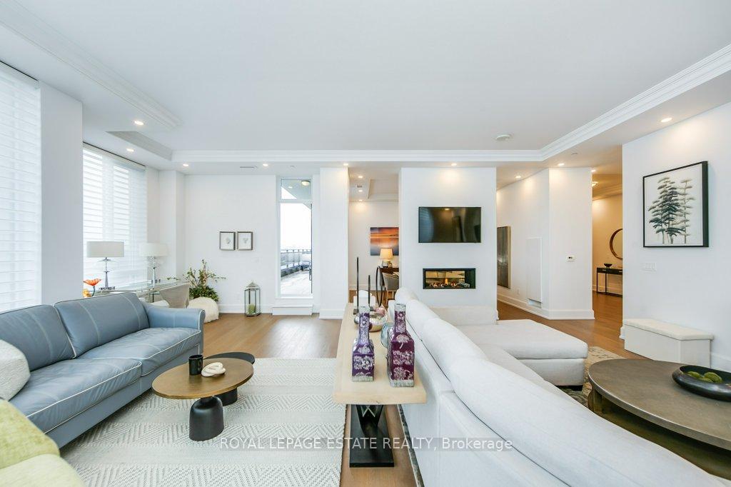 Front of Unit Ph602, 1441 Elgin Street