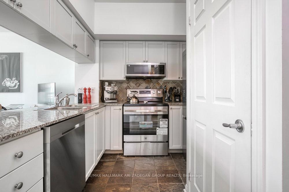 Photo 9 of Unit 1518, 230 Queens Quay W, Toronto, Waterfront Communities — HOMEH